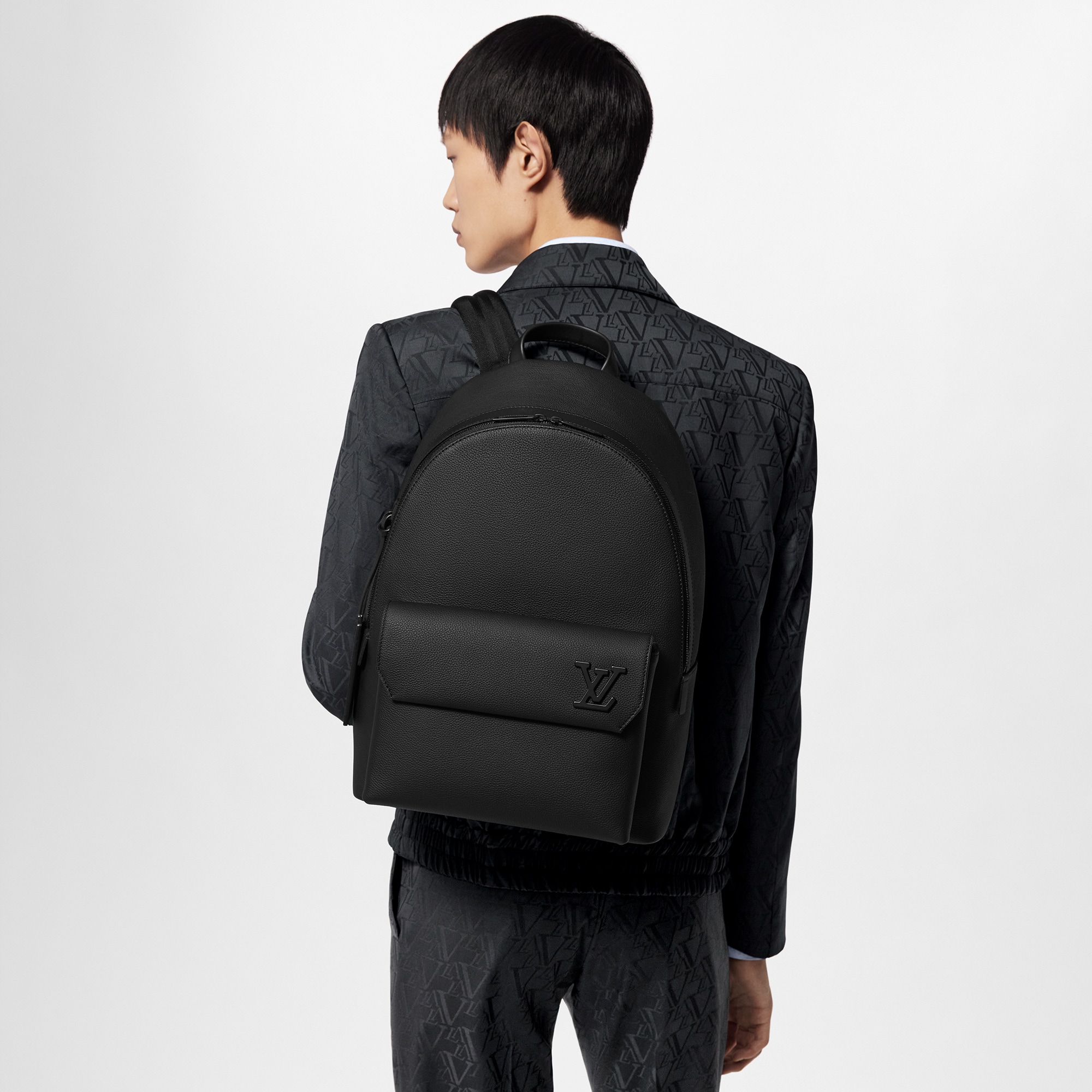 Mochila para hombre online louis vuitton